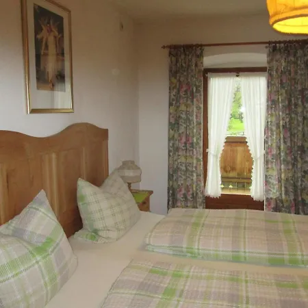 Biererhof Farm stay Rottau